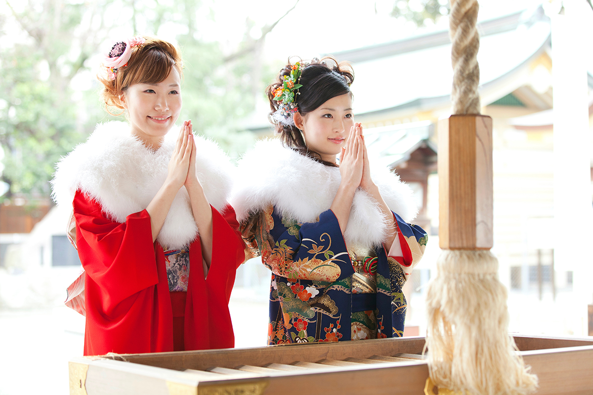 正月は振袖で初詣