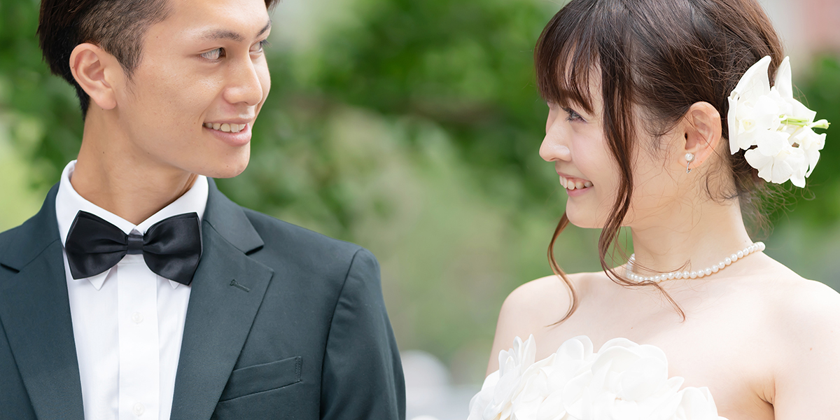 【結婚式のパールネックレス】花嫁・親族・ゲストの立場ごとのフォーマルな装いマナーをご紹介
